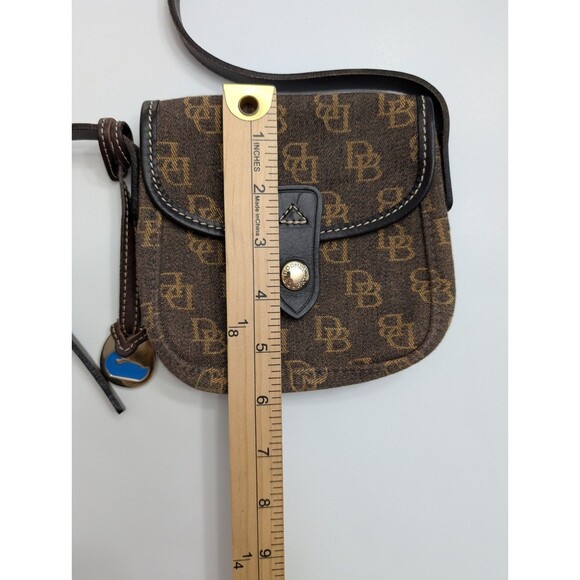 Vtg Dooney & Bourke Brown Monogram Coated Canvas DB Logo Crossbody Mini Bag - Picture 3 of 8